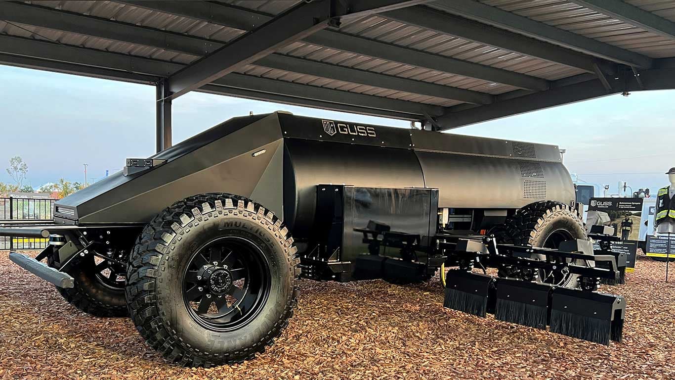 GUSS Automation / John Deere Electric GUSS