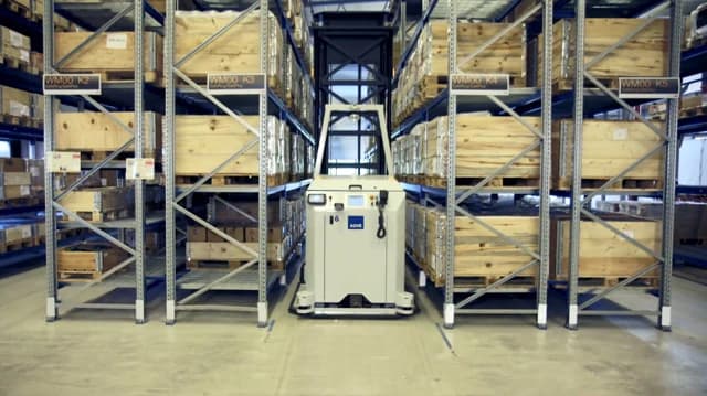 AGVE Group VNA (Very Narrow Aisle AGV) — representative image of the family VNA (Very Narrow Aisle AGV)