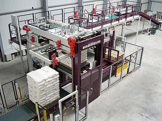 Möllers Packaging Technology Layer palletizer PLS-C (chemical/petrochemical)